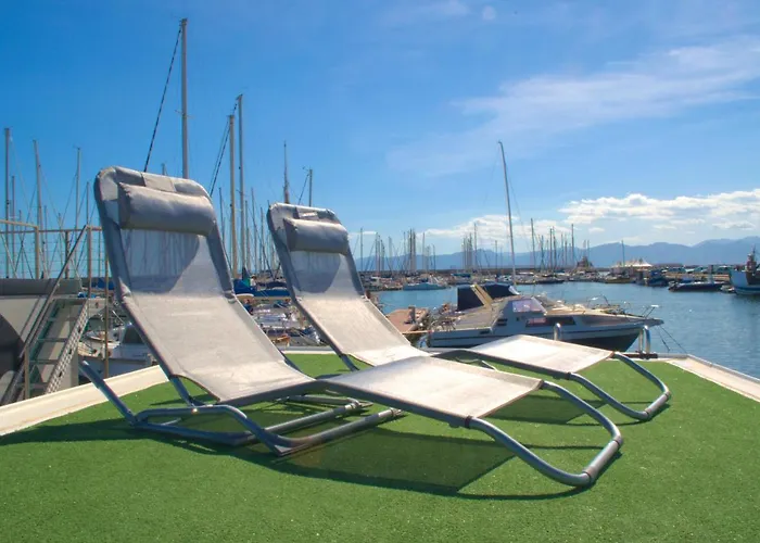Houseboat Bateau-hôtel Cagliari