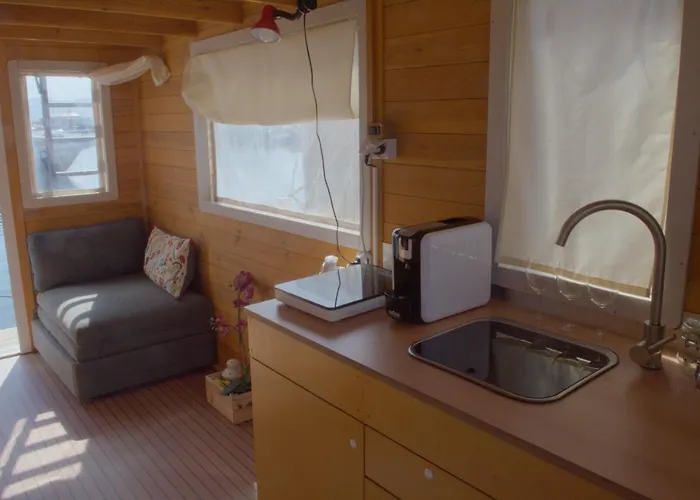 Houseboat Bateau-hôtel Cagliari